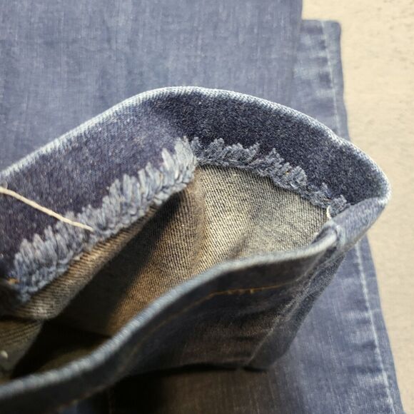 Levis Jeans Womens 6? Blue Skinny Leg Stretch Denim Distressed - Picture 9 of 10